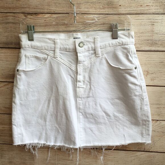 HUDSON VIPER MINI SKIRT IN WHITE DENIM - Picture 3 of 7
